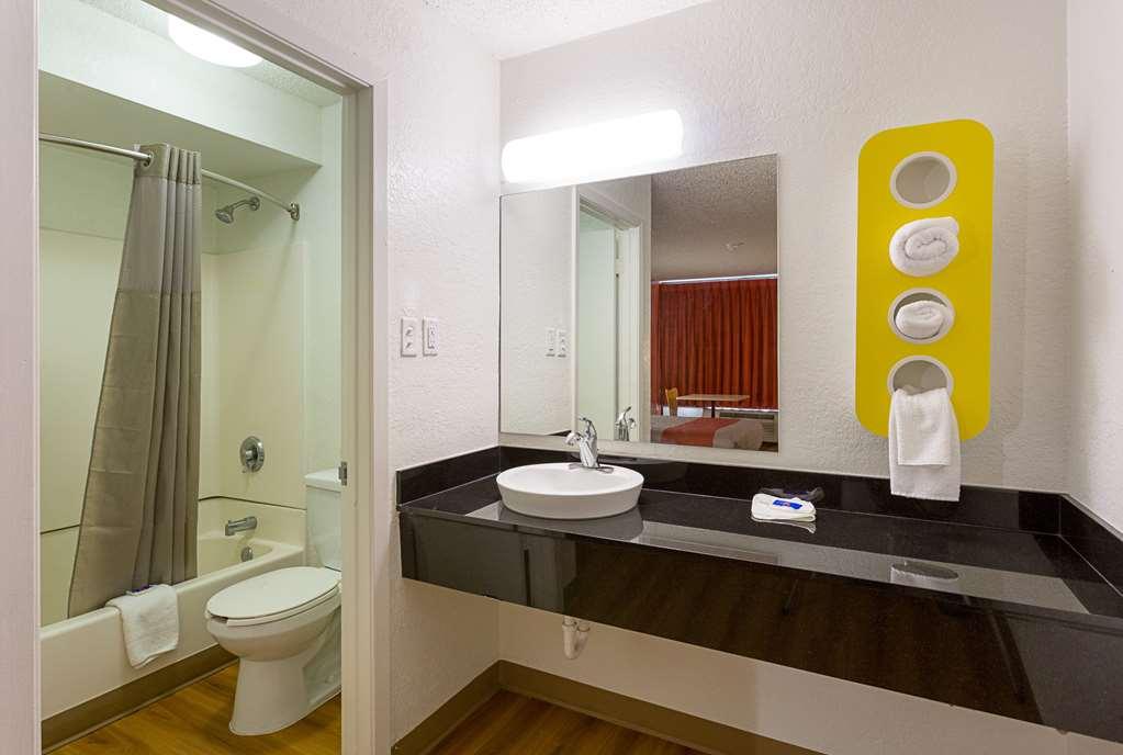 Motel 6 Baton Rouge Southeast Prairieville Rom bilde