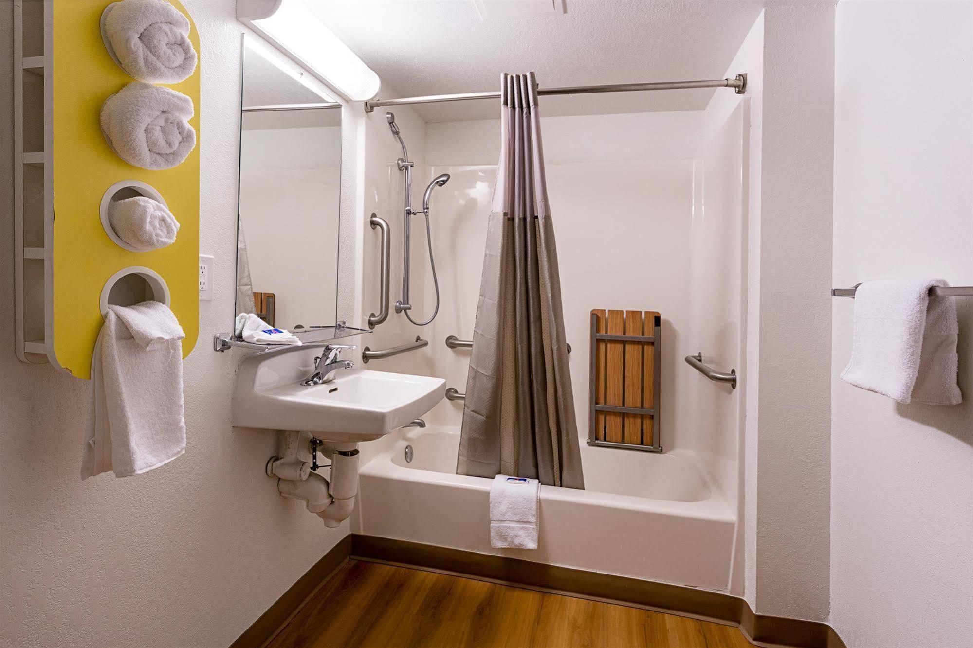 Motel 6 Baton Rouge Southeast Prairieville Eksteriør bilde