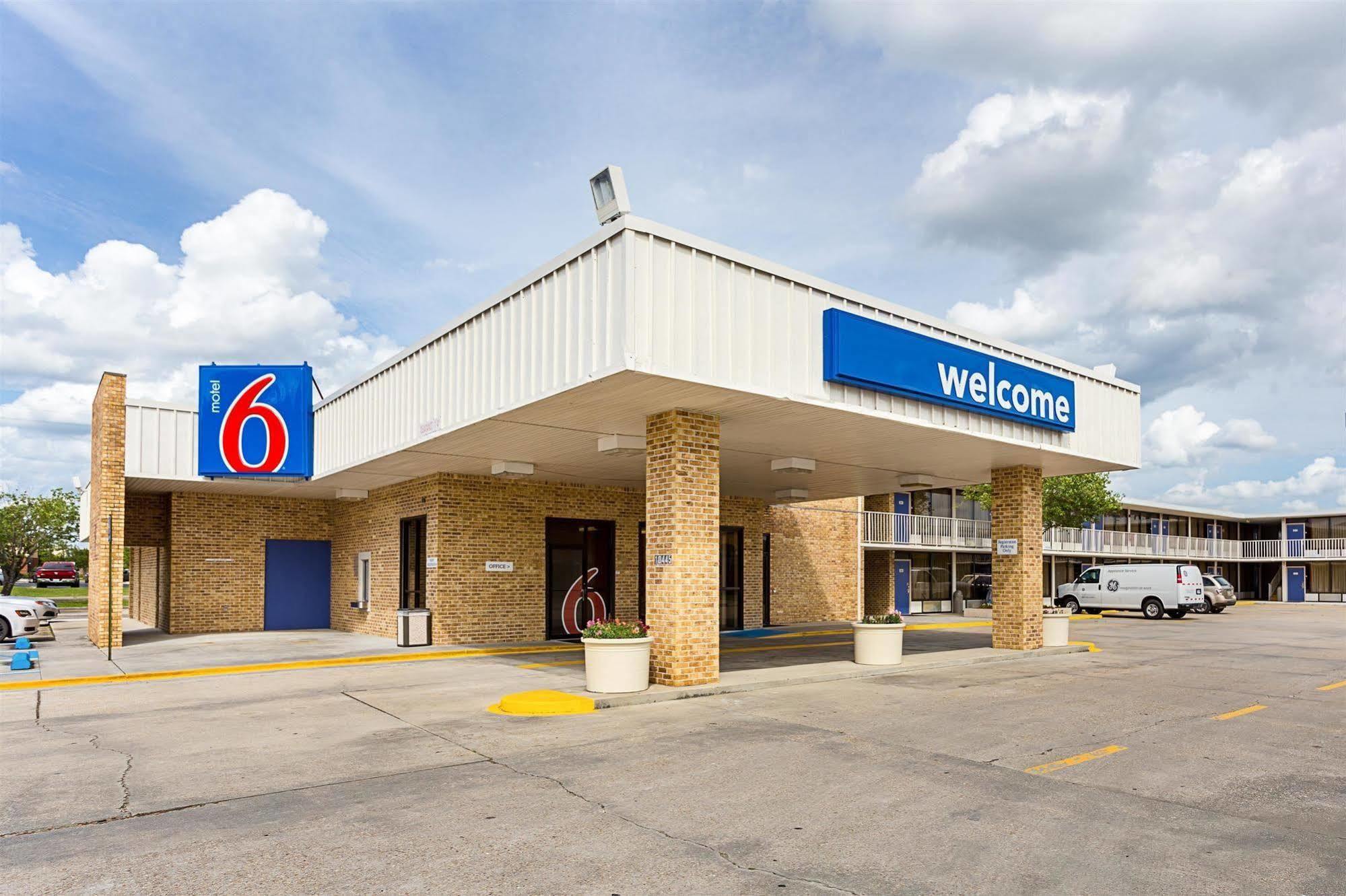 Motel 6 Baton Rouge Southeast Prairieville Eksteriør bilde